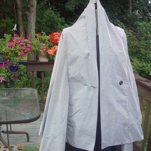 Black and white tiny check jcket with a flare!